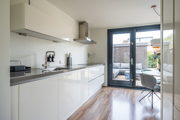 Medium property photo - Flierveld 83, 2151 LE Nieuw-Vennep